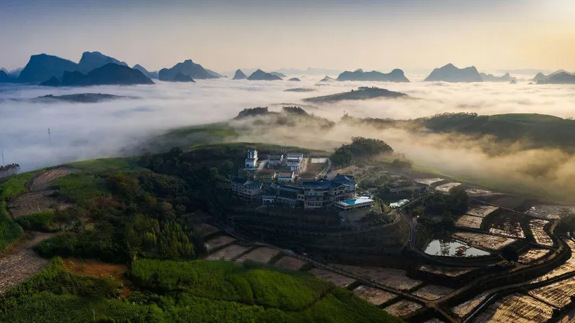 Chongzuo Dreamy hill resort - Image 1