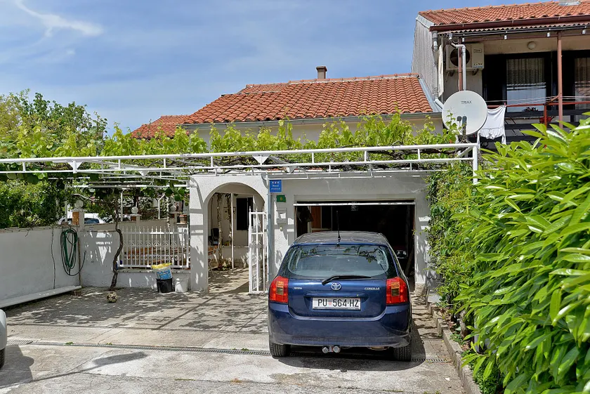 Apartment 630 - Image 1