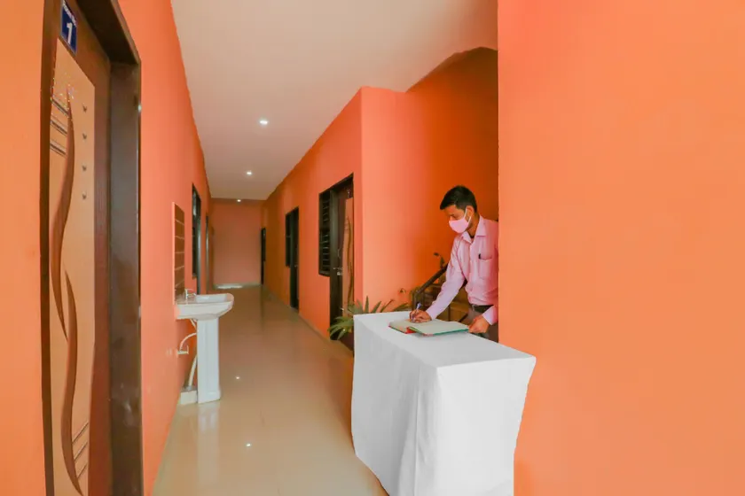 Hotel O Bhardwaj Guest House - Image 1