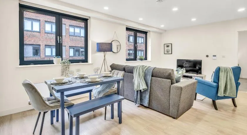 Contractors Gem, 2 Bed, Sleeps 6, Ensuite, onsite Parking - Image 1