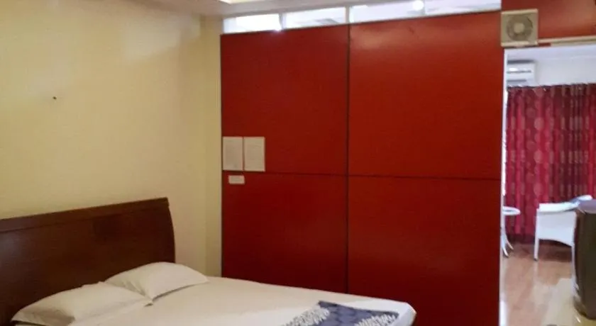 Bao Long Hotel - Image 1