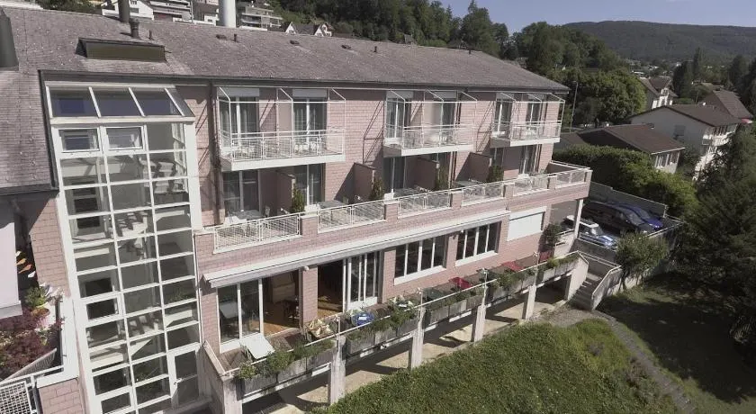 Ascott Hotel & Restaurant - Image 1