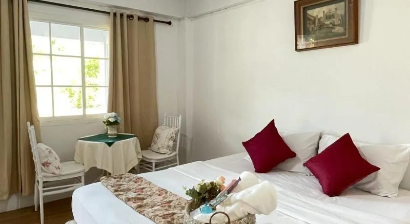 Chermonné House เฌอมอญ - Image 1