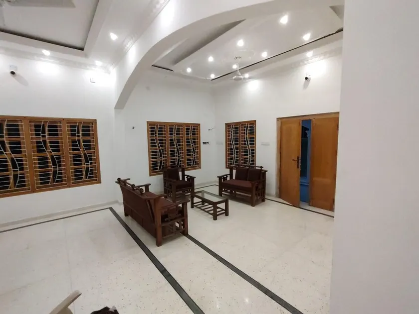 Jaffnatravel&guest inn - Image 1