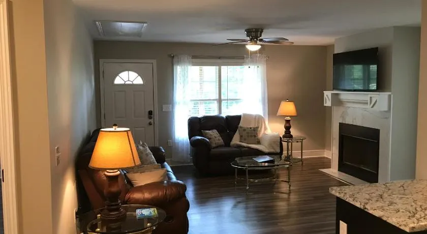 Brand New 3 bedroom 2 bath Home (Built 2022) - Image 1