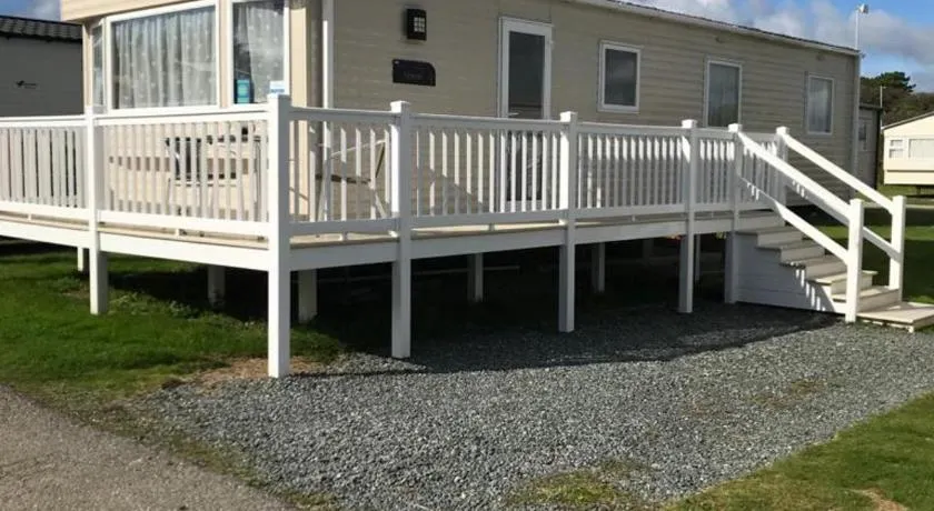 Lizard ,Mullion holiday caravan - Image 1