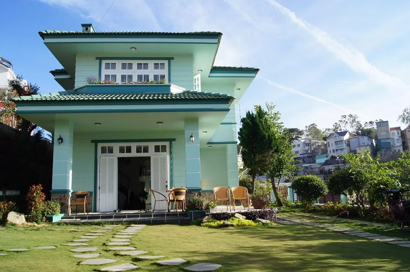 HoXuanHuong Villa - Image 1