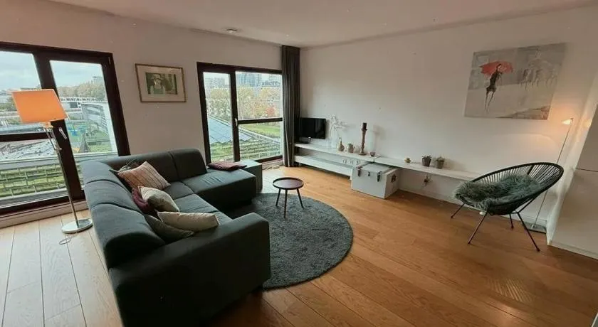 Cosy 2BR Perfectly located B&B Apartment - Image 1