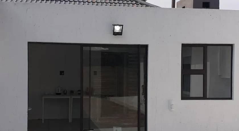 Casa Mo Boutique Guest House - Image 1