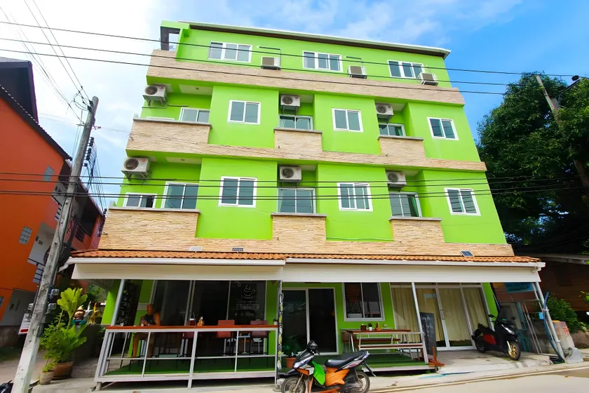 Lucky house Koh Tao - Image 1