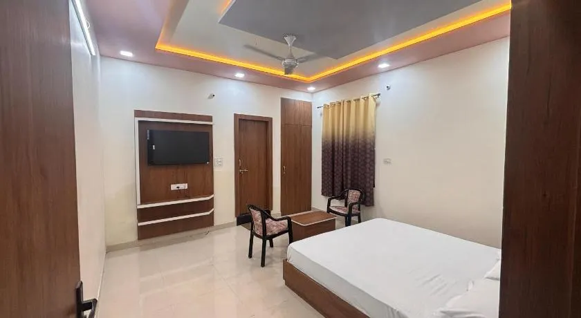 Hotel KK palace - Image 1