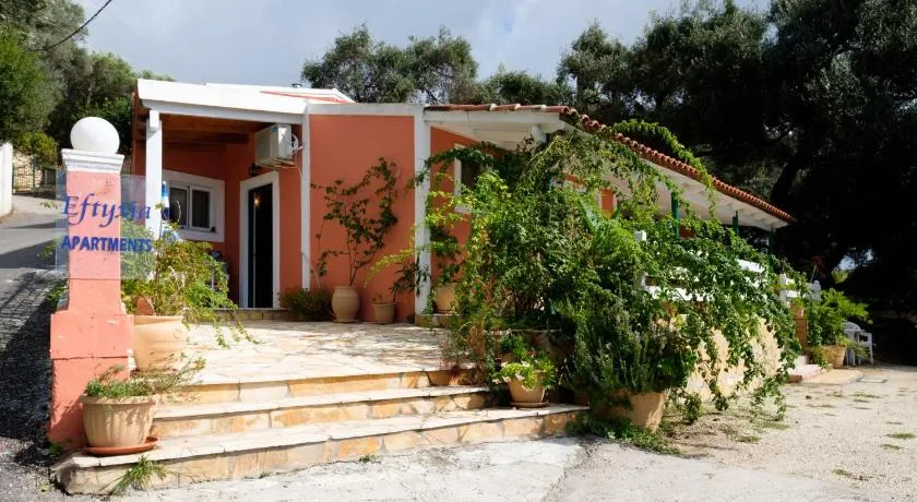 Eftyxia apartments - Image 1