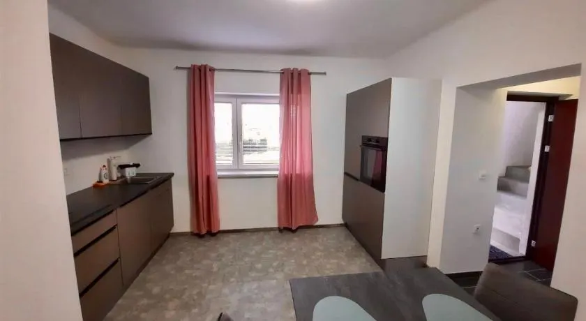 Rooms Optim - Image 1
