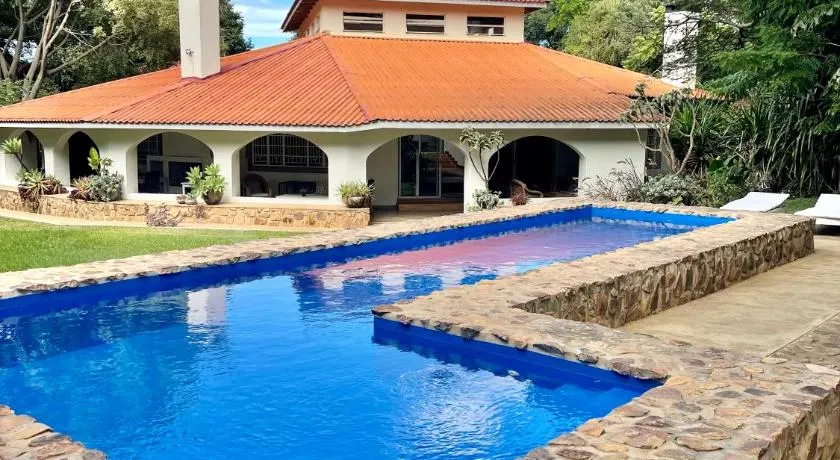 Africa House Malawi - Image 1
