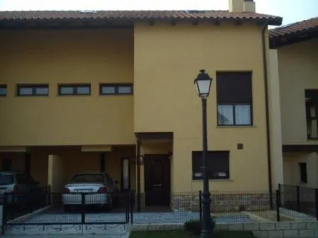 Chalet "El Bosque" 5 habitaciones - Image 1