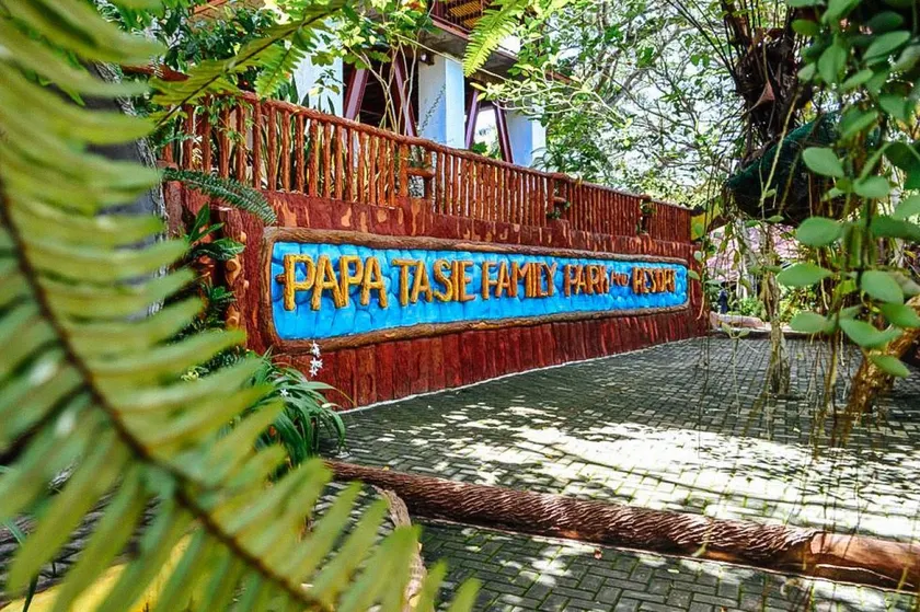 RedDoorz Plus @ Papa Tasie Camotes - Image 1