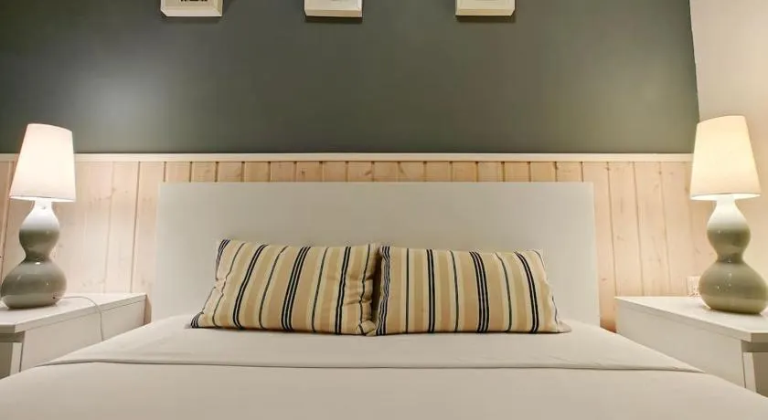 Hilltop Hideaway - Image 1