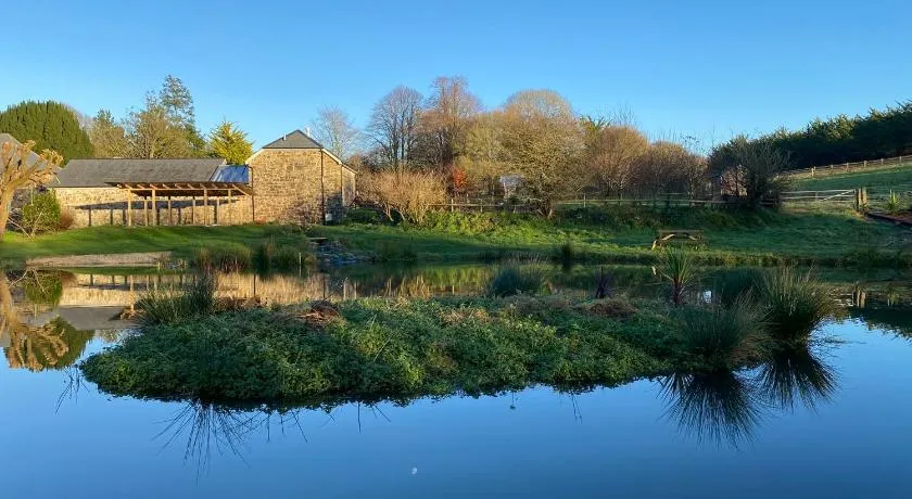 Little Barn, Greendale Farm - Image 1