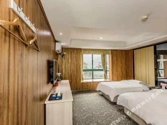 Xinshidai Holiday Hotel - Image 1