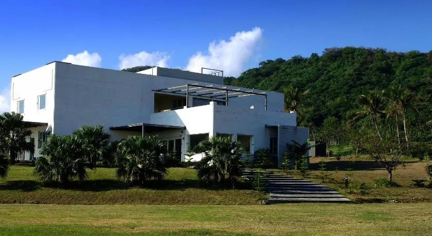 The Blue Lagoon B&B - Image 1