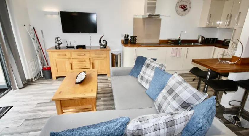 Ferndown Holiday Let - Image 1