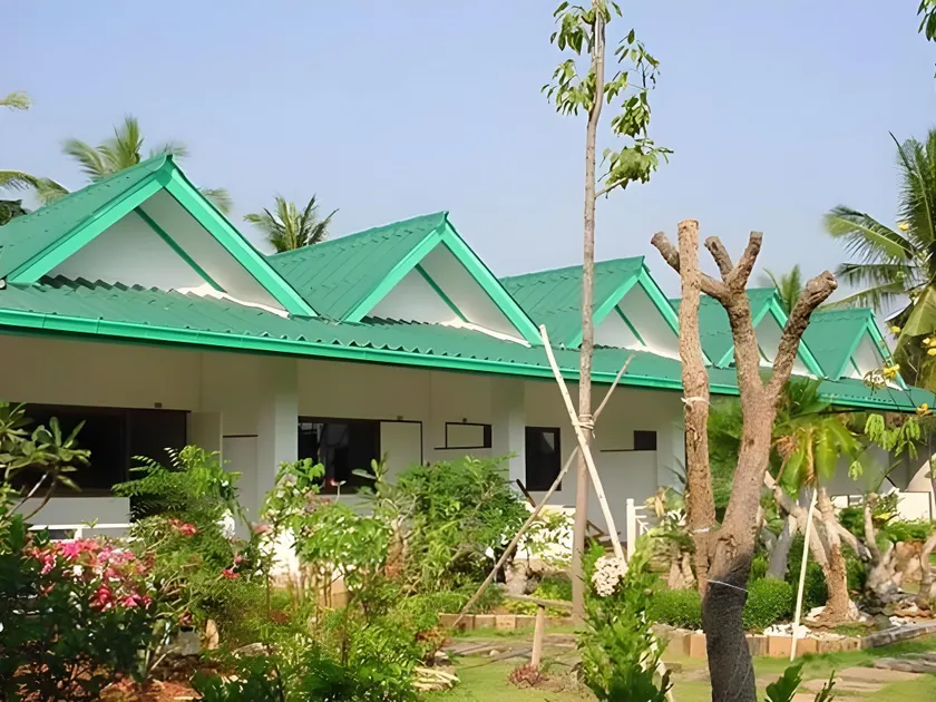 Samroiyod Holiday Resort - Image 1