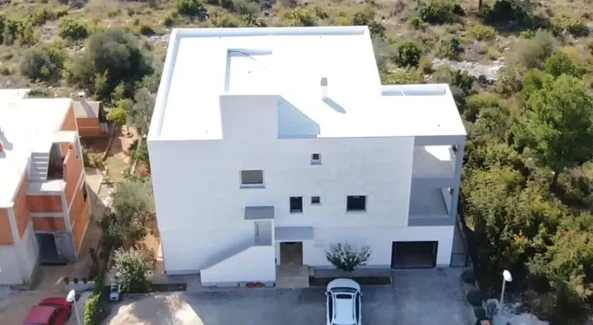 Apartments Lenolu - Image 1