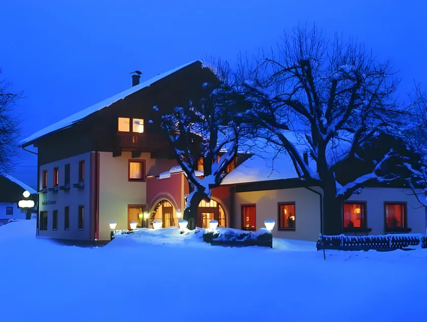 Hotel Gasthof Zum Schwanen - Image 1
