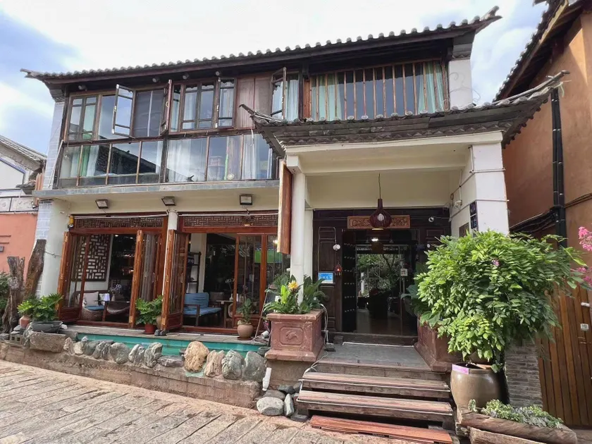 Jimu Forest Inn - Image 1