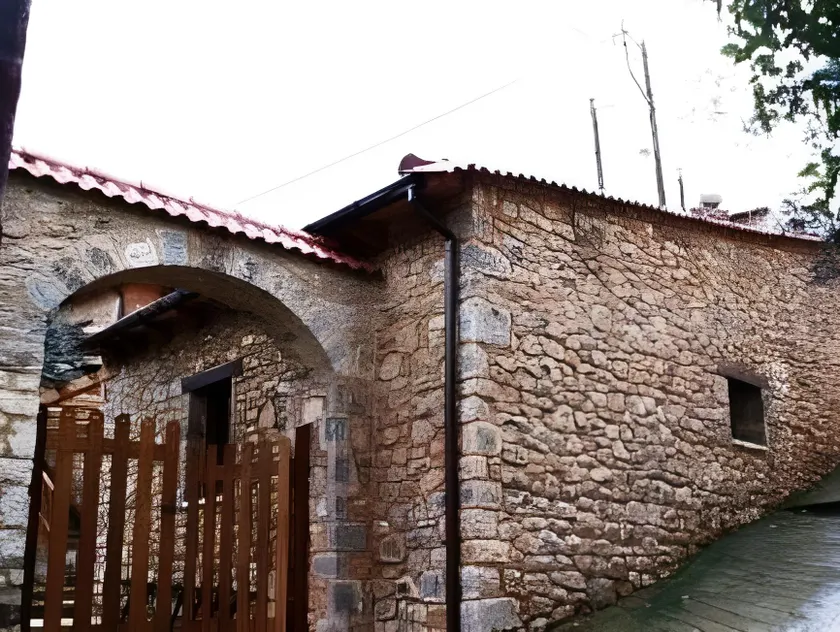 Argyriou Wine Tasting Guest House - Image 1