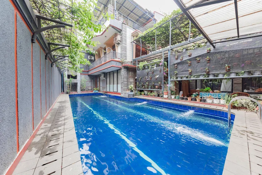 Urbanview Hotel Villa Surya Bandung - Image 1