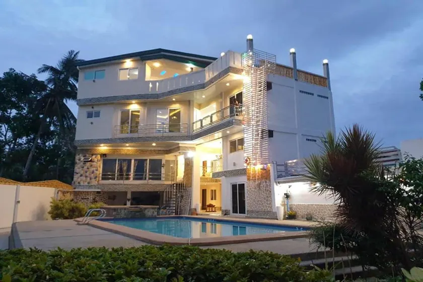 Elicon Suites Resort Bohol near City Center - Image 1