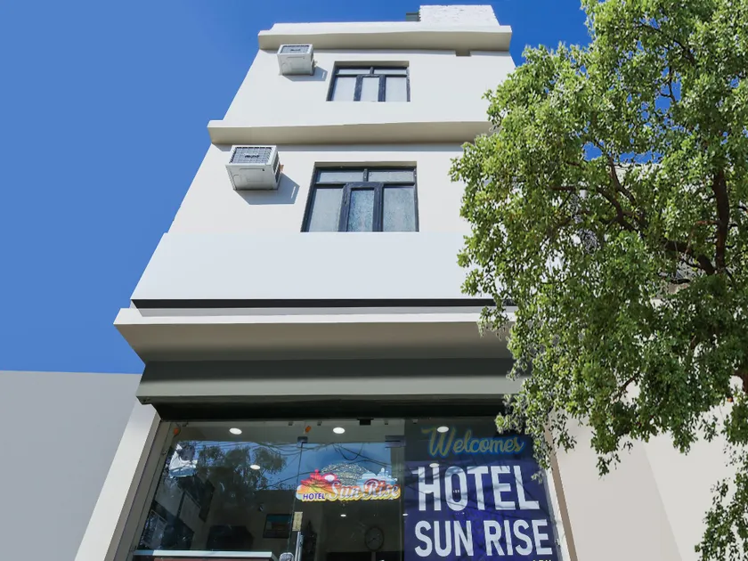 Hotel O Sunrise - Image 1