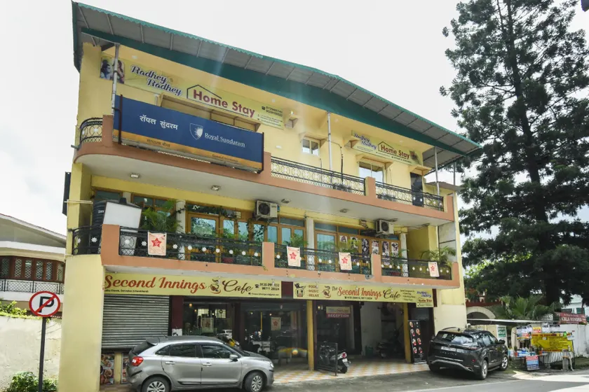 Townhouse Sector 66 Noida Near Noida Sector Metro Station - Image 1