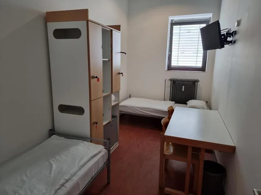 LaOla Living - Image 1