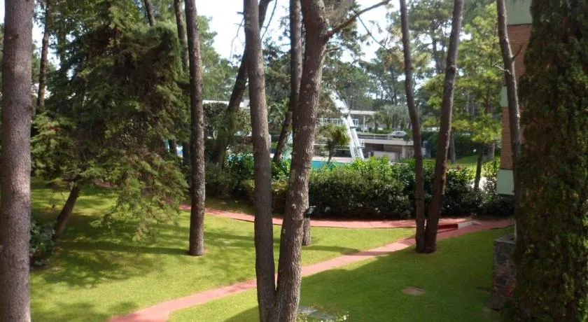 Arcobaleno, gran apartamento con con 2 balcones hacia el Jardín y hacia el frente - Image 1