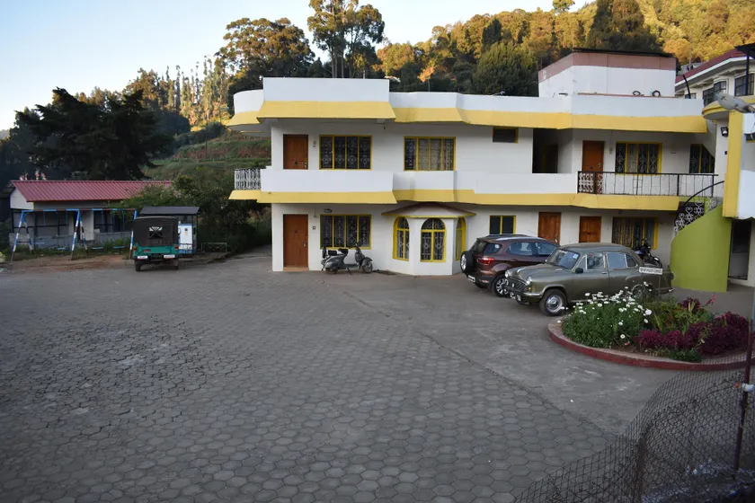 Hotel Sri Balaji - Image 1