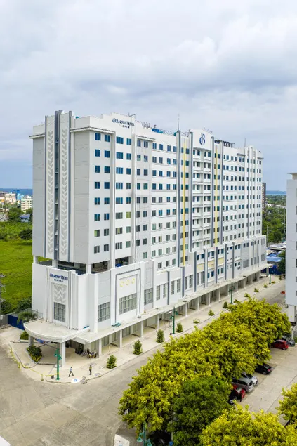 Belmont Hotel Iloilo - Image 1