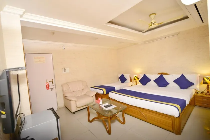 Hotel O Ganpati - Image 1