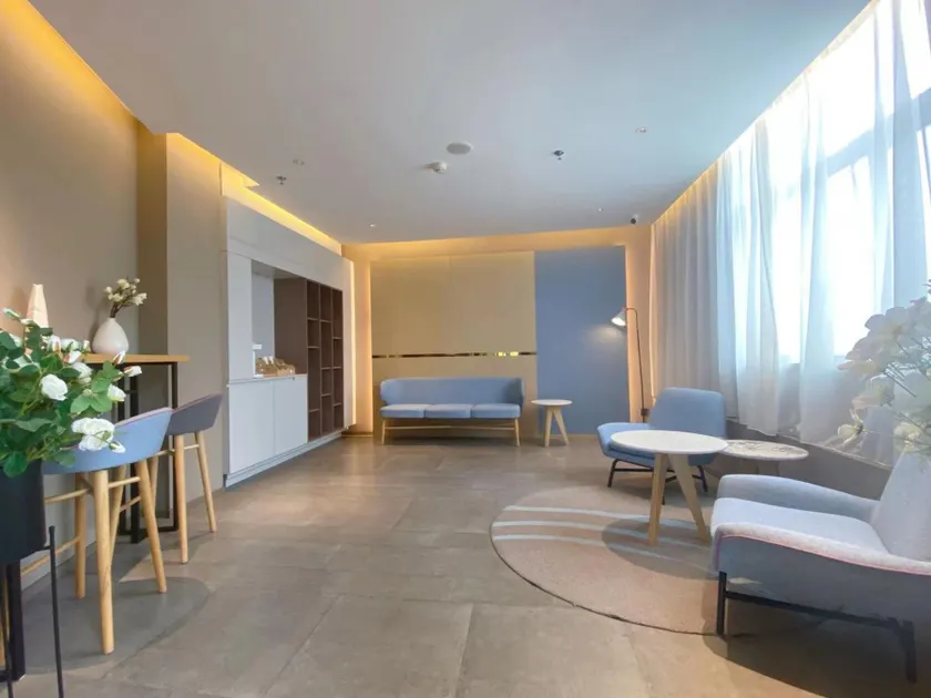 Home Inn Neo - Dalian Development Zone Light Rail Station Wanda Plaza Branch - Image 1