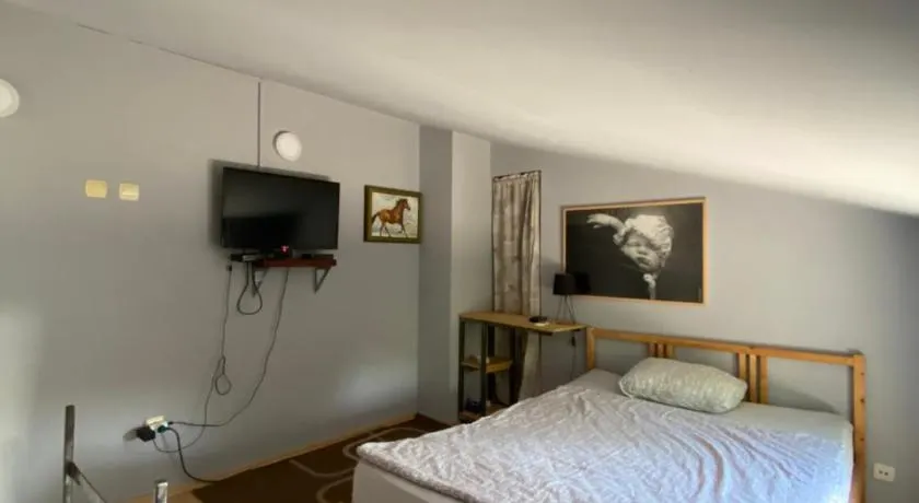 Apartment Escape - Image 1