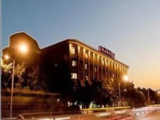 Great View Hotel Of Kunming - Image 1