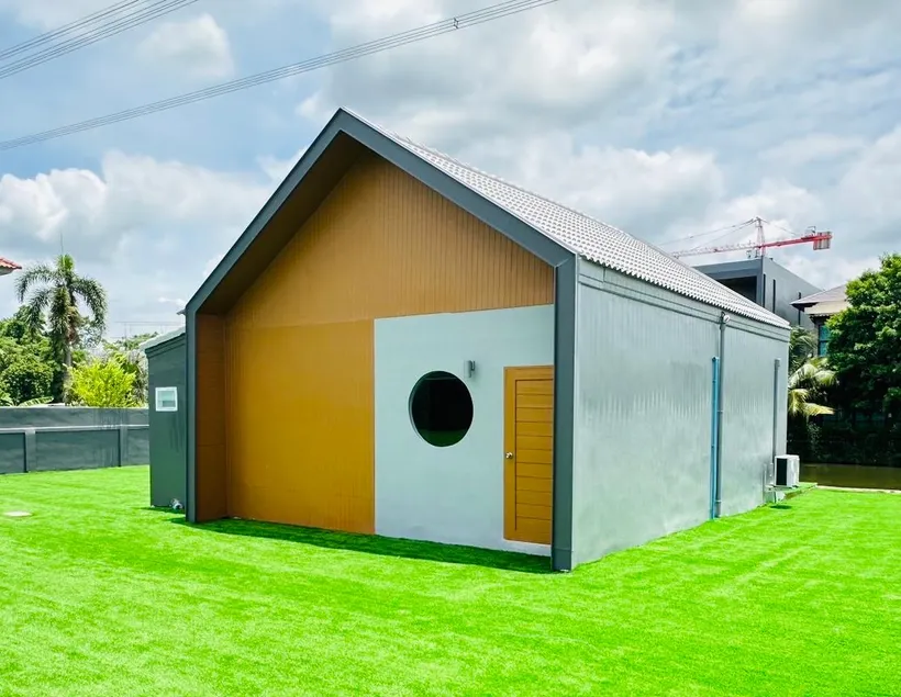 Home Minimal Style Accommodation by the Riverside, 1 Bedroom, 1 Bathroom, 1 Guest - Image 1