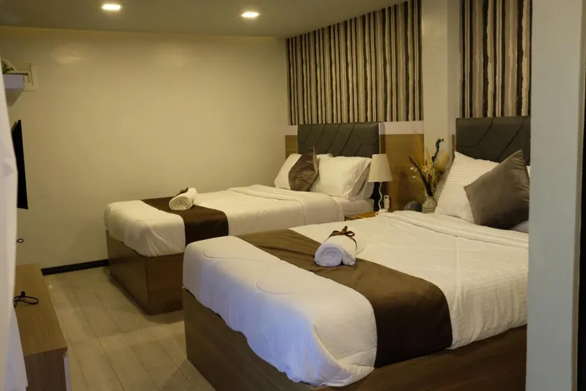 VIEDA HOTEL - Image 1