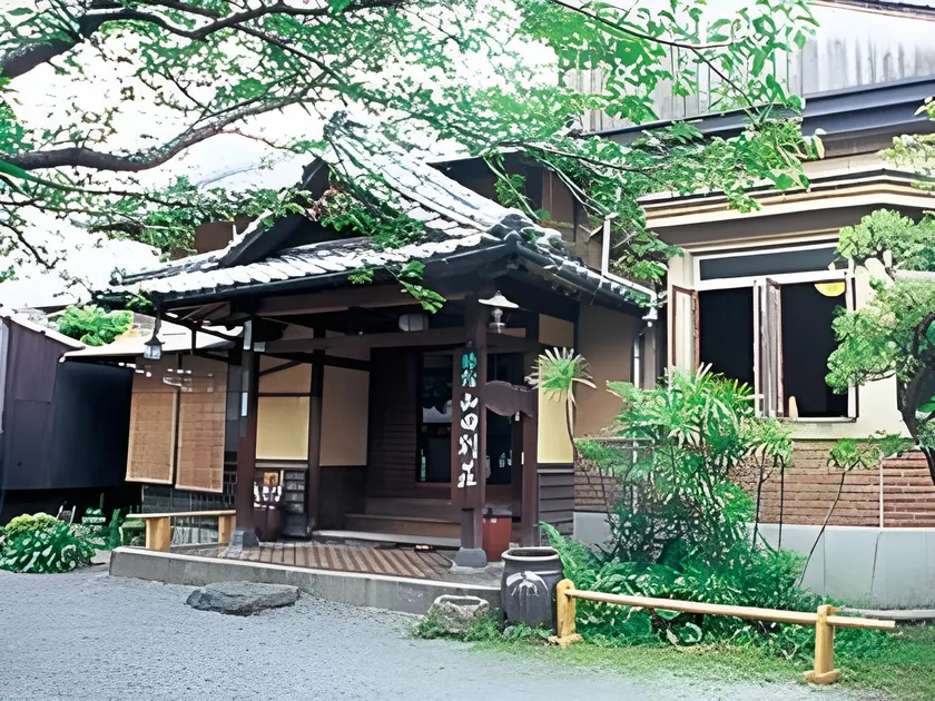 Yamada Bessou くつろぎの温泉宿 山田別荘 - Image 1