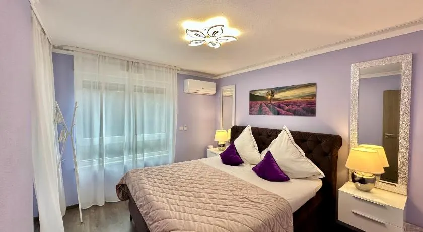 Charming apartment with Garden, Free Parking near Basel, Airport, Ger'many, France, - Image 1