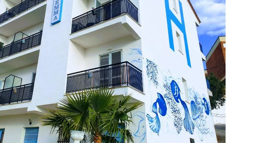 Hostal Santa Gemma - Image 1