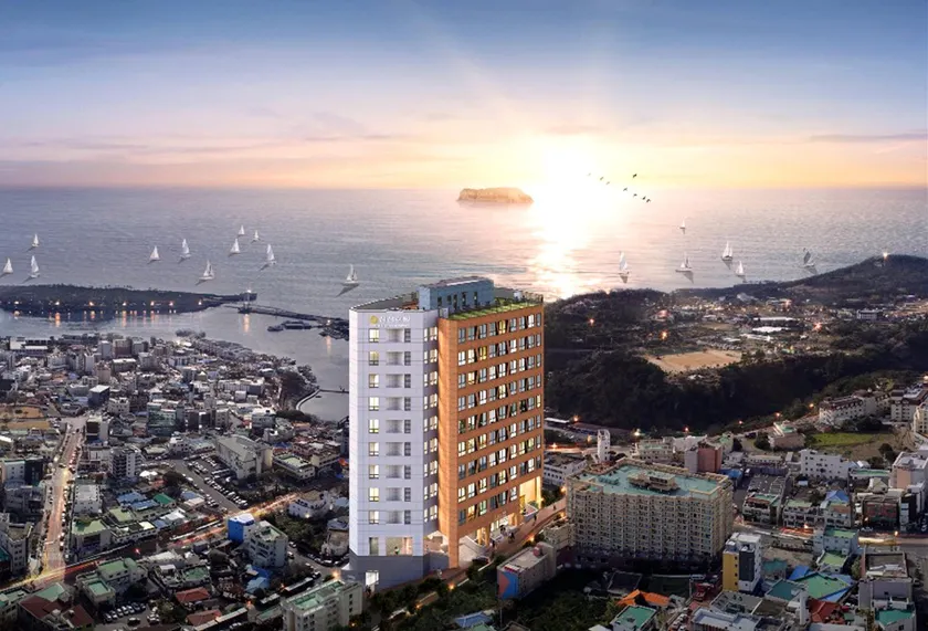 Shin Shin Hotel Seogwipo - Image 1