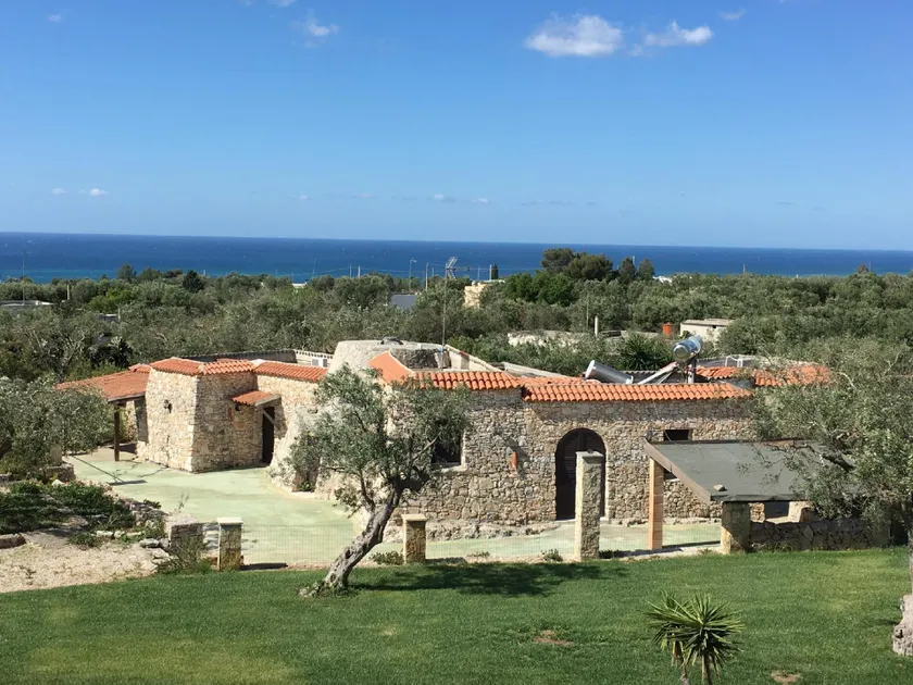 Sage beach trullo in Pescoluse - Image 1