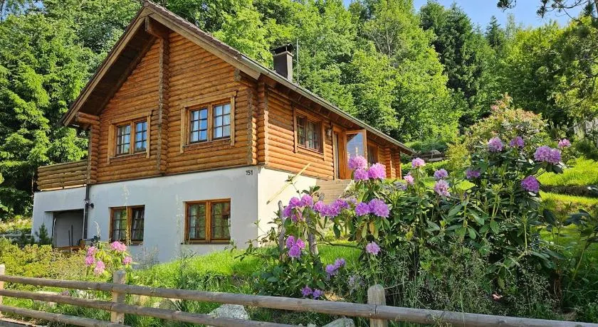 Charmantes Ferienhaus am Waldrand - Image 1